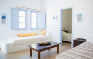 Studio (4 persons)